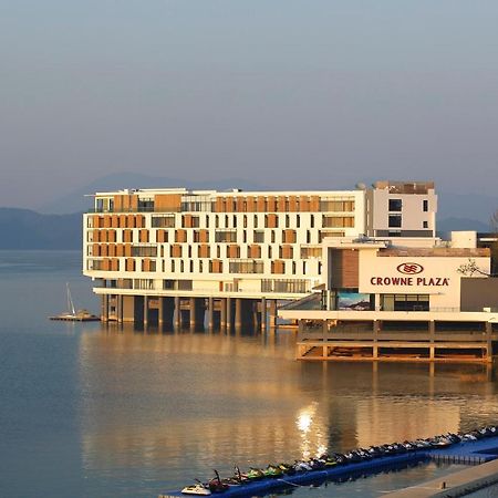 Crowne Plaza Huangshan Taiping Lake, An Ihg Hotel Экстерьер фото